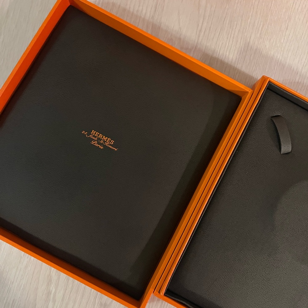 Authentic Hermès Box - Picture 4 of 4